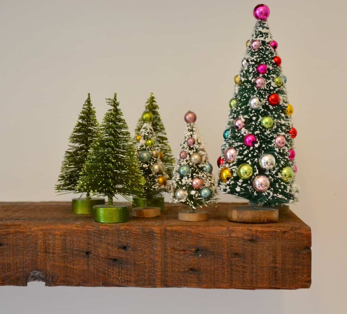 Floating Shelf Christmas Display