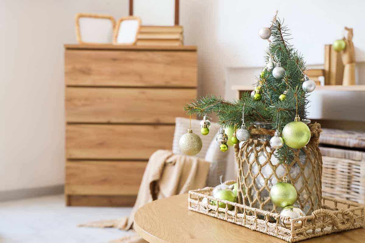 Mini Tree on a Rope Base