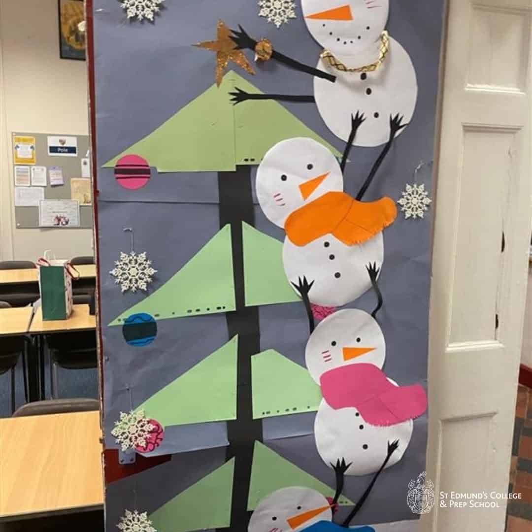 Snowman Tree Door