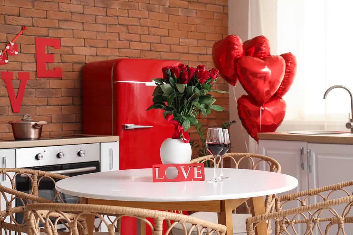 Bold Color Valentine Table with Minimal Accessories