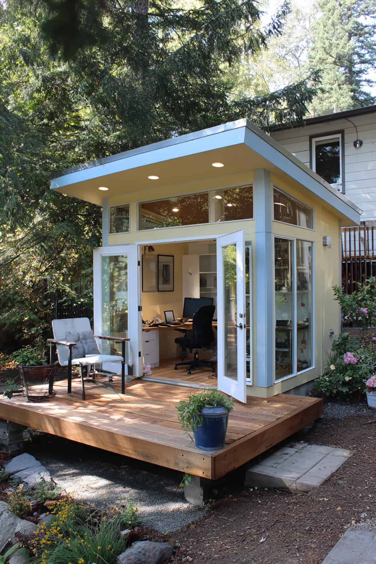 Elevated Deck Entry Office Shed