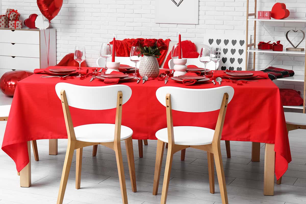 Full Red Tablecloth Setup