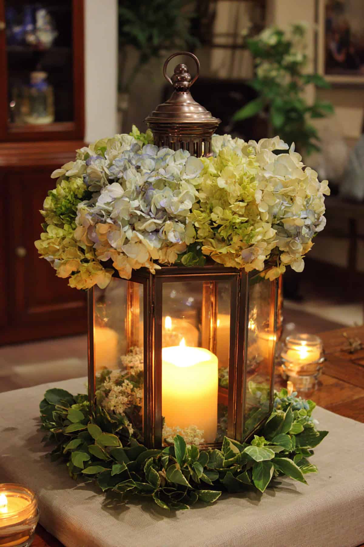 Hydrangea Lantern Glow Centerpiece