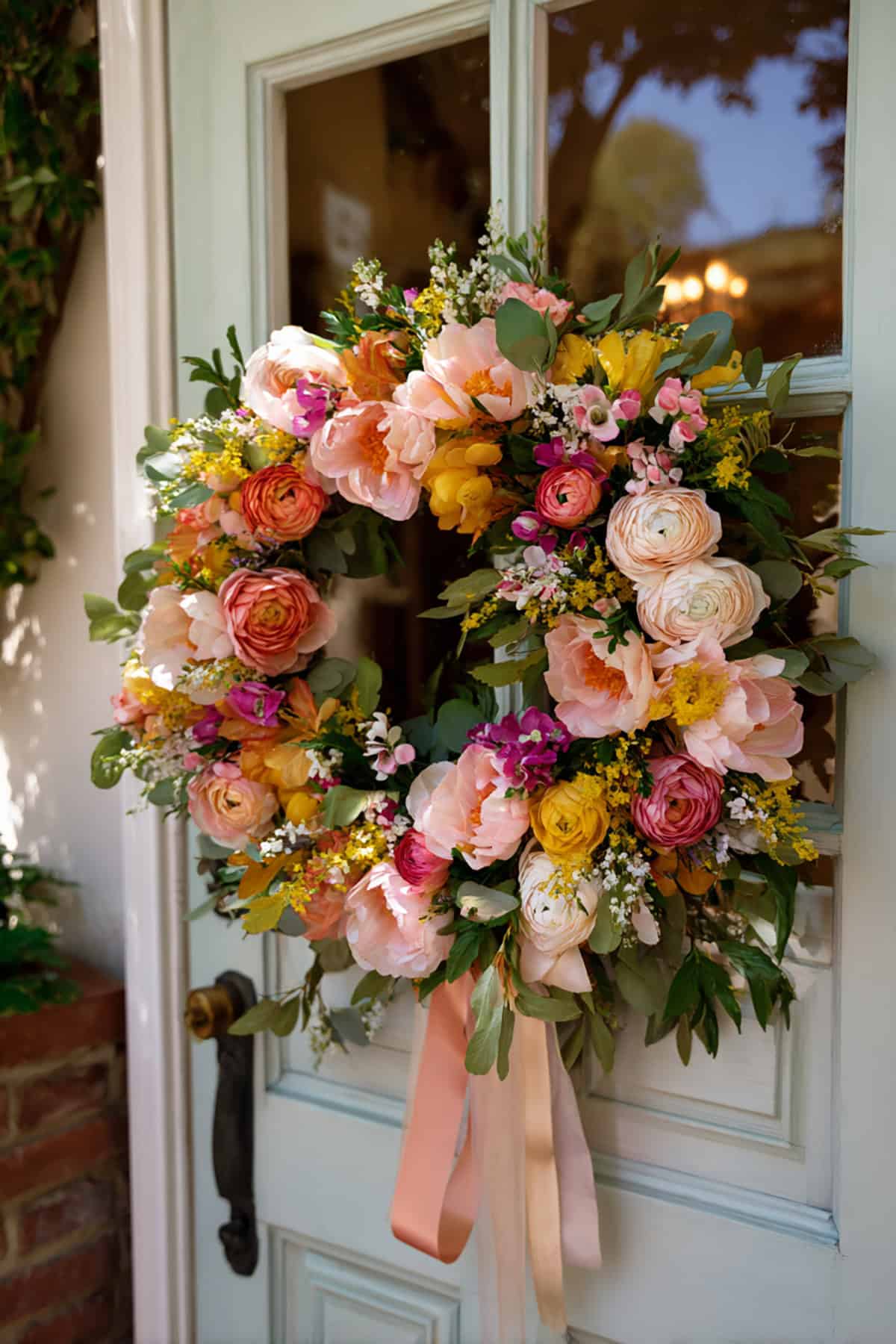 Ranunculus Ribbon Wreath