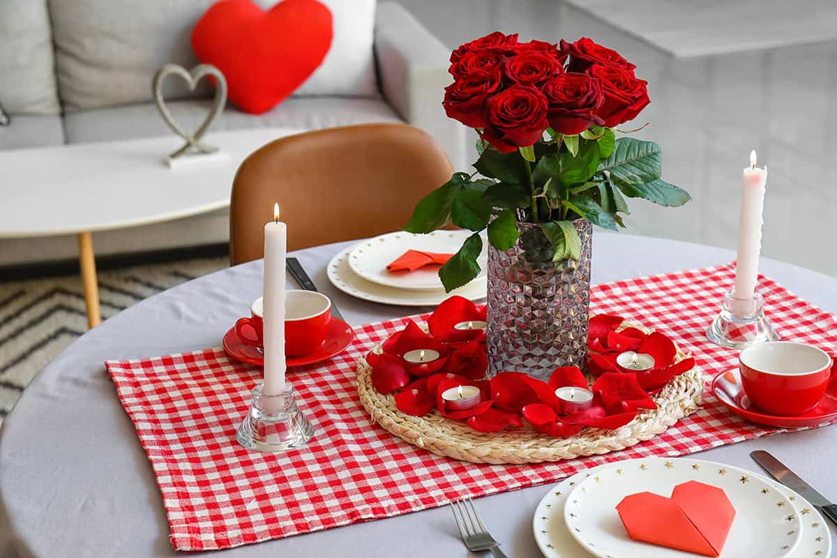 Rose Tray with Gingham Runner