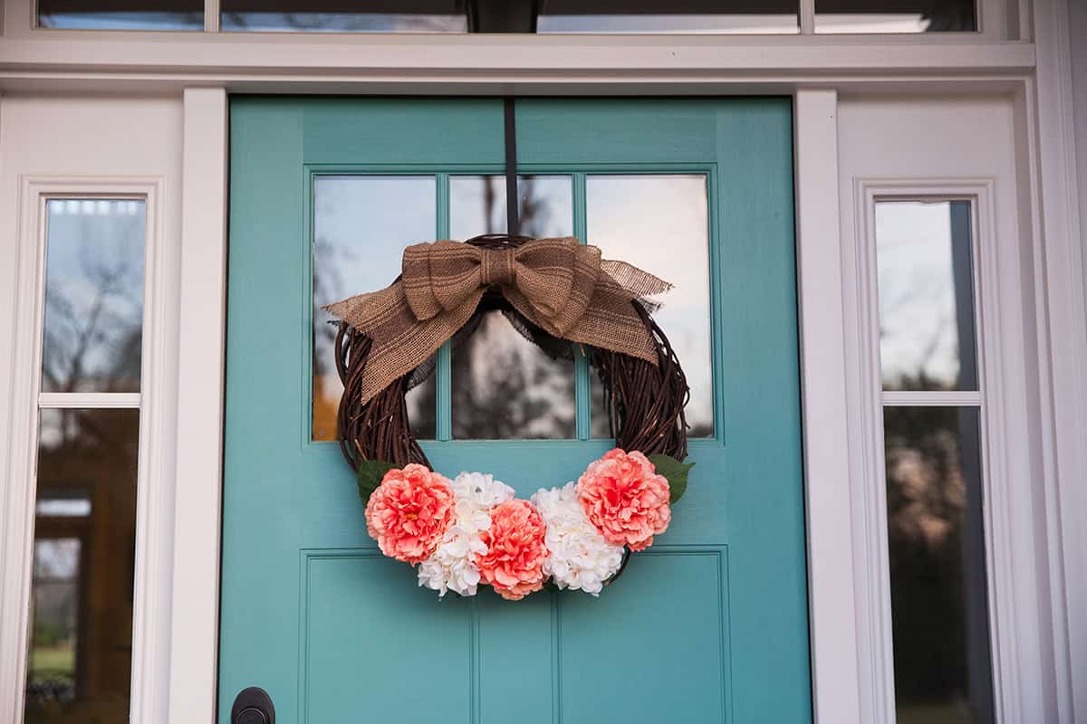 Spring Wreath Ideas For the Front Doors