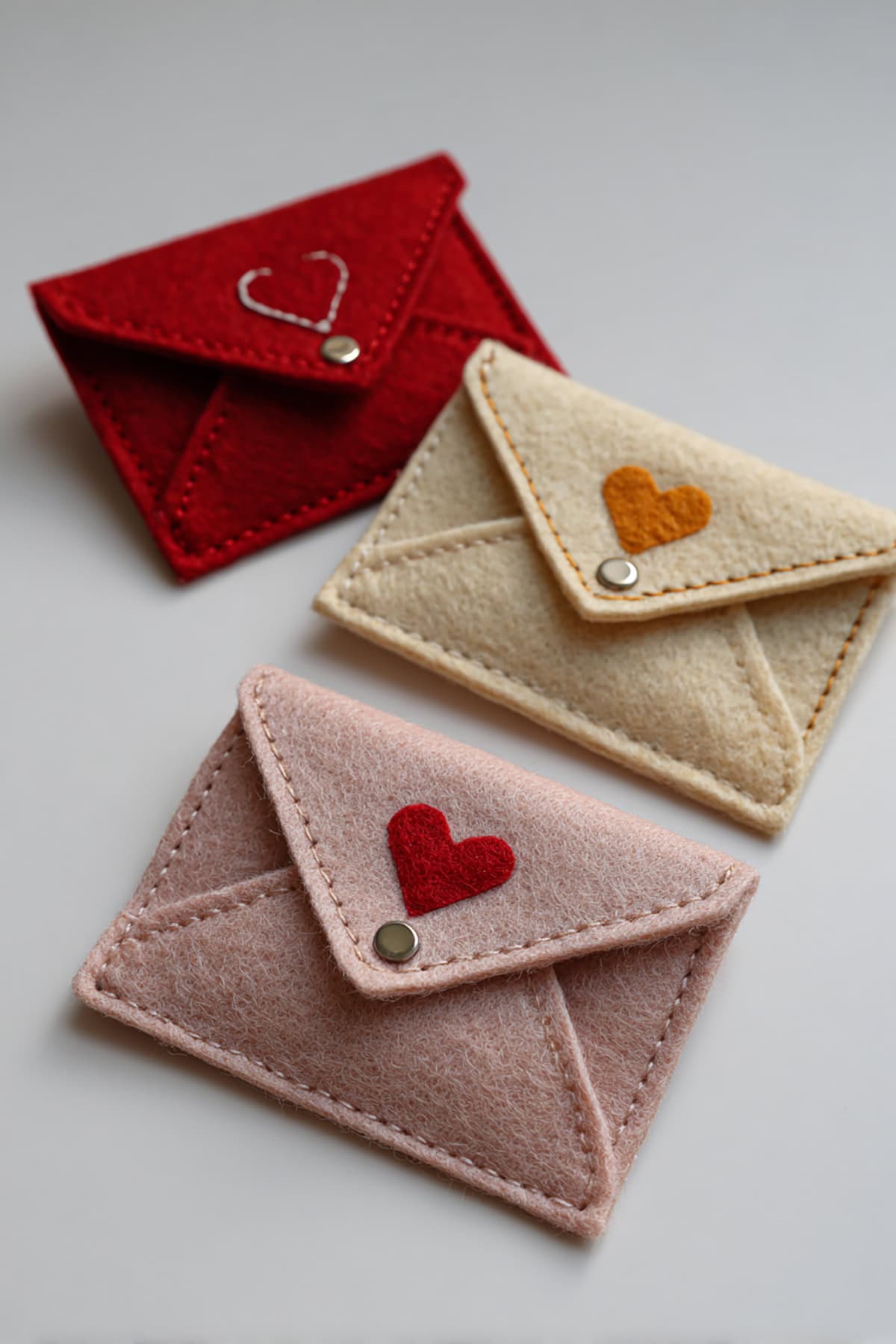 Handmade Valentine Gift Card Holders (Felt or Fabric)