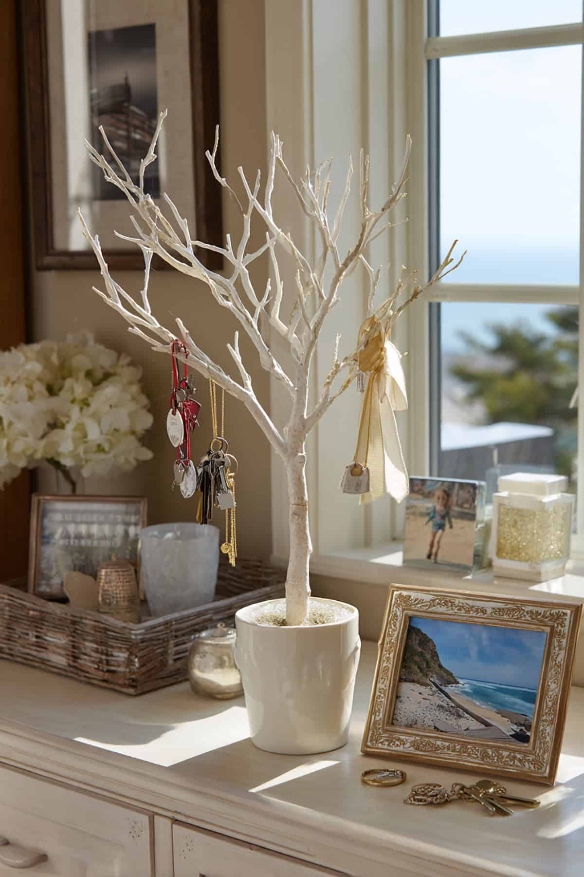 Ornament Tree for Travel Keepsakes