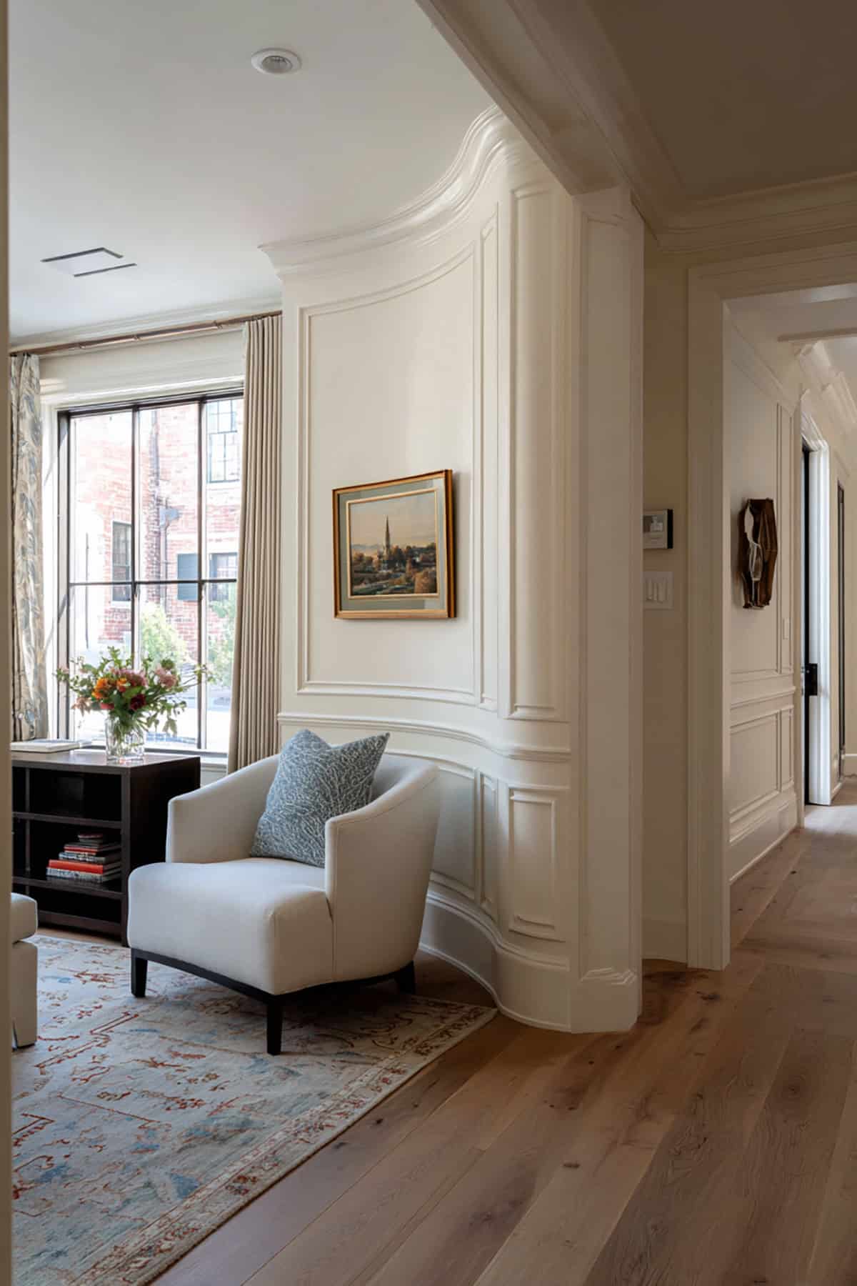 Curved Wainscoting Corner