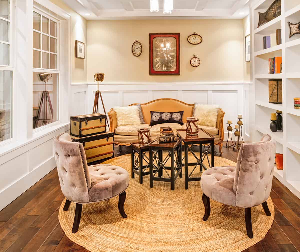 Library Style Wainscoting for a Small Den