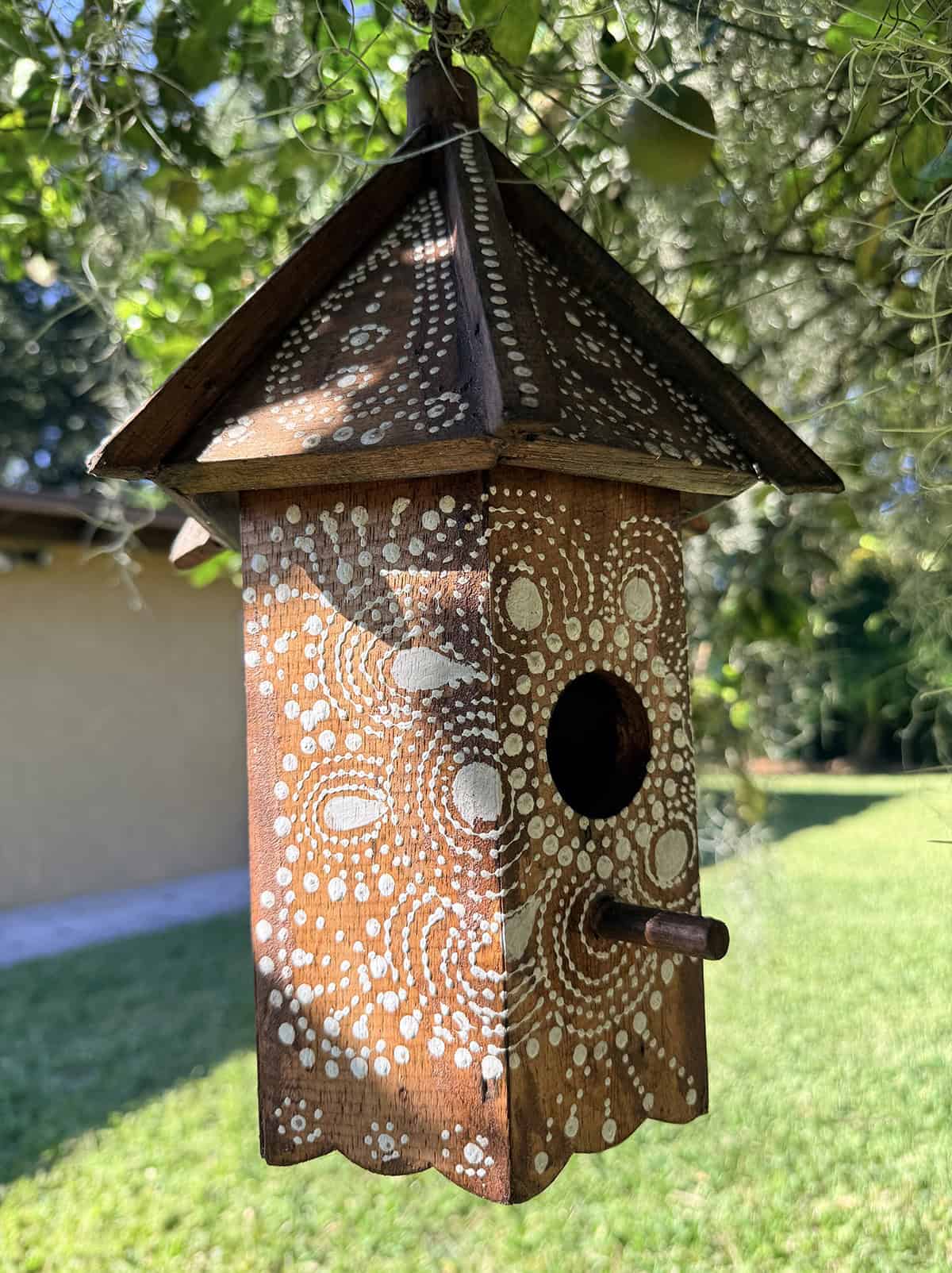 Mandala Pattern Painted Birdhouse Look