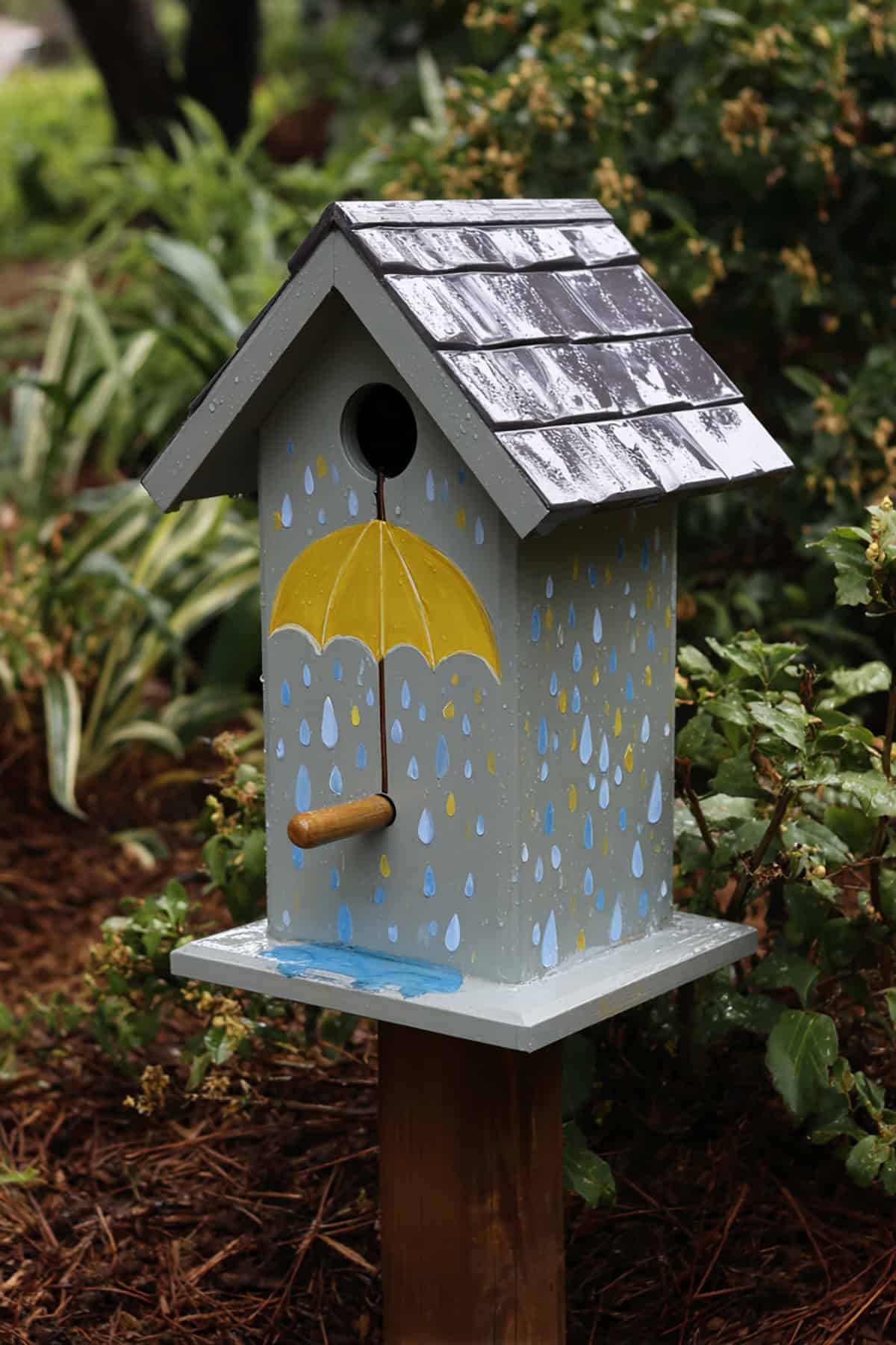 Rainy Day Umbrella Theme Birdhouse