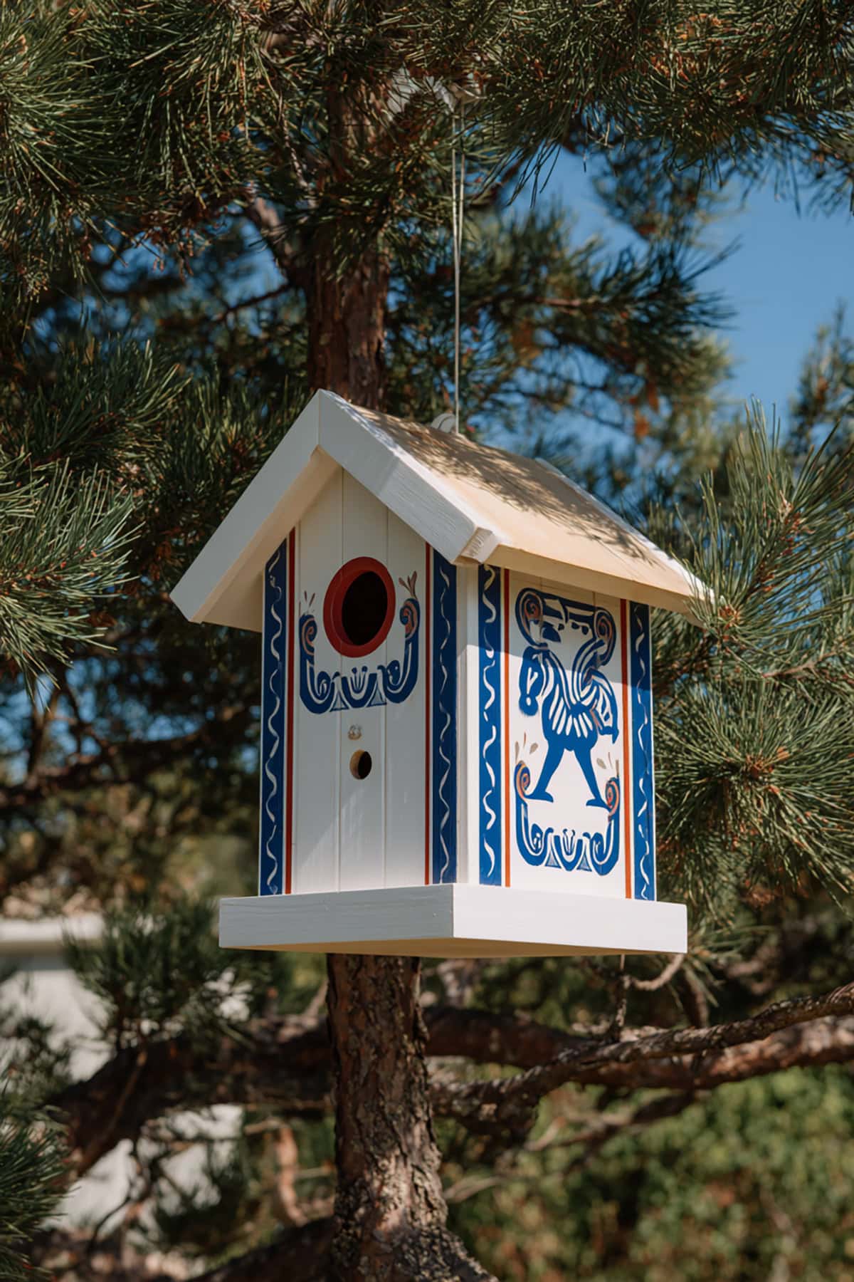 Scandinavian Folk Horse Motif Birdhouse