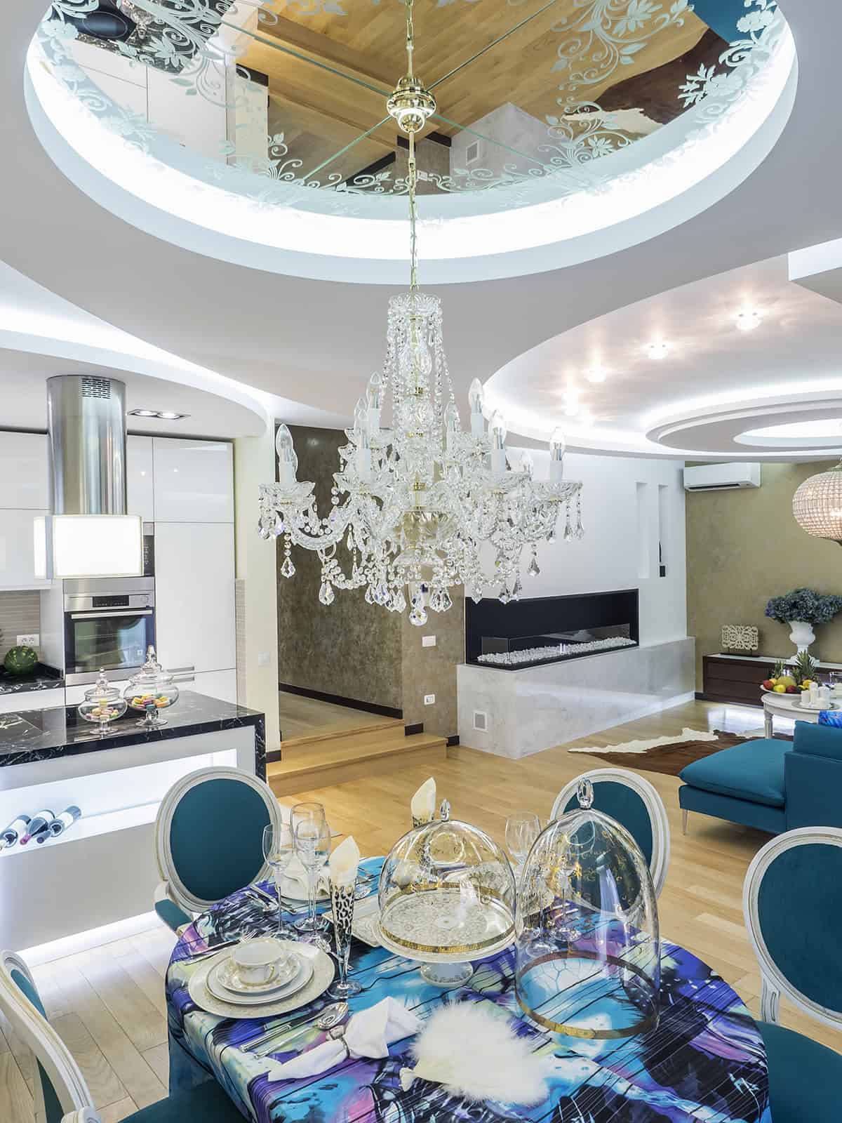 Dome Ceiling With Chandelier