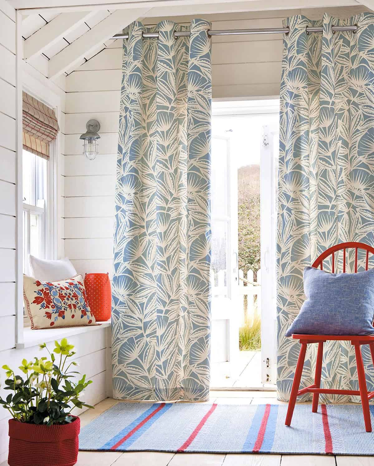 Patterned Curtains With Coastal Motif