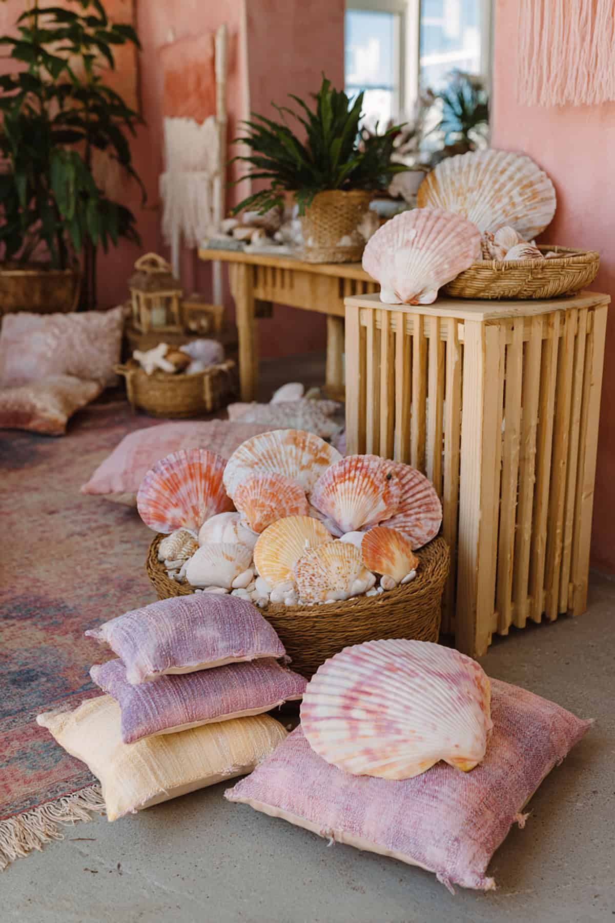 Pink Seashell Coastal Theme