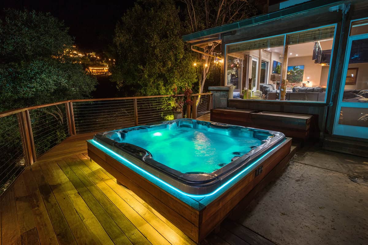 Raised Platform Hot Tub with Underlighting