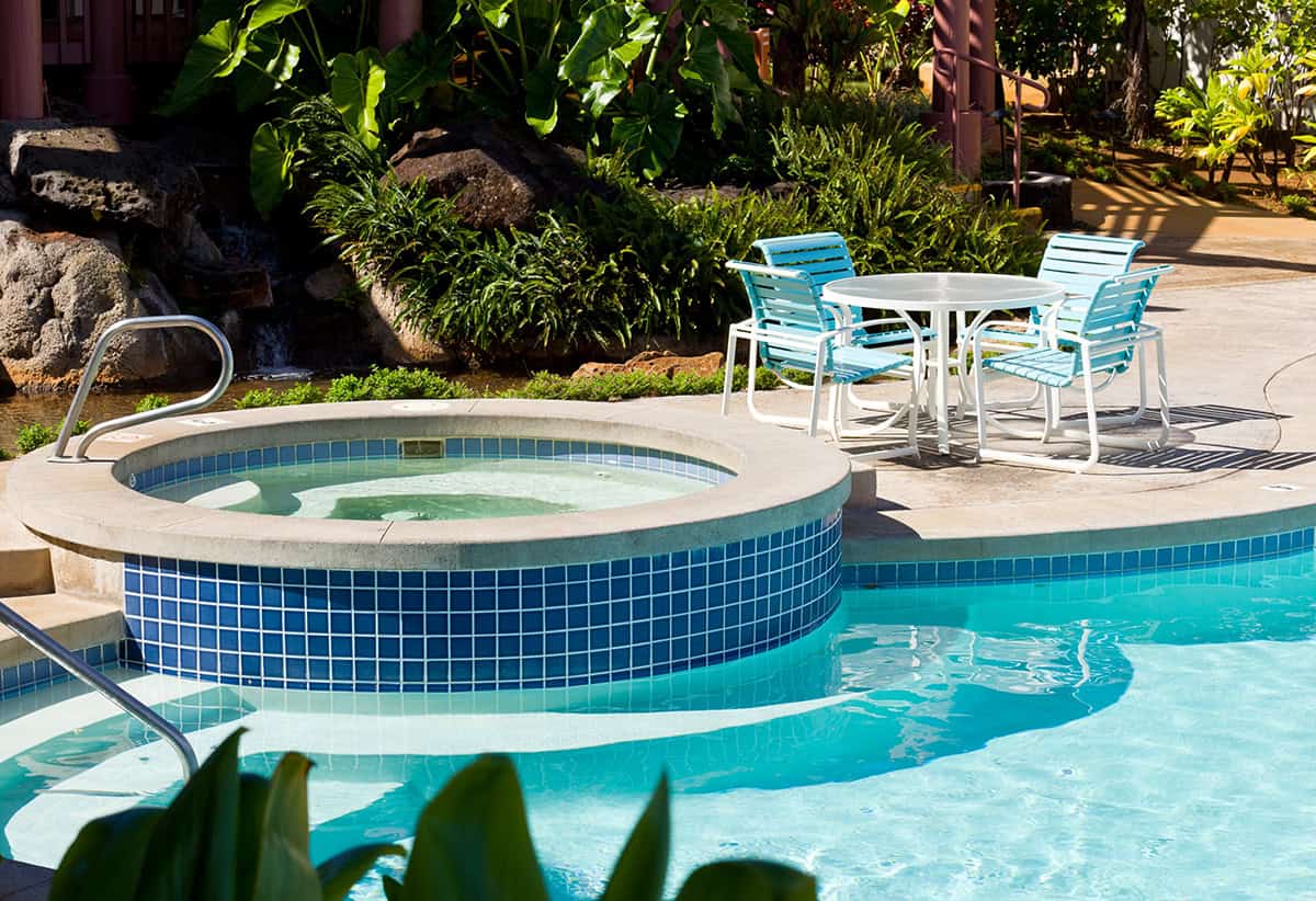 Resort Style Pool and Hot Tub Combo