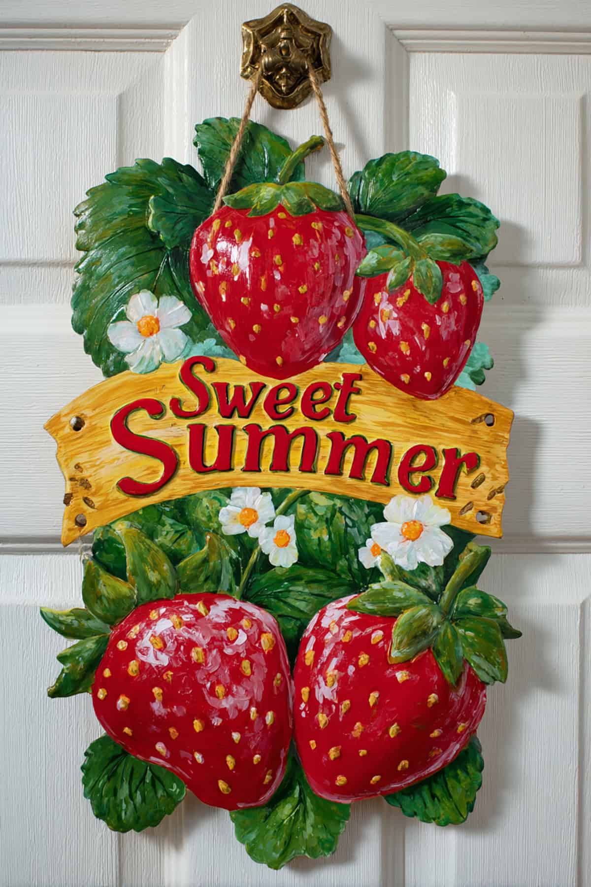 Strawberry Patch Door Hanger