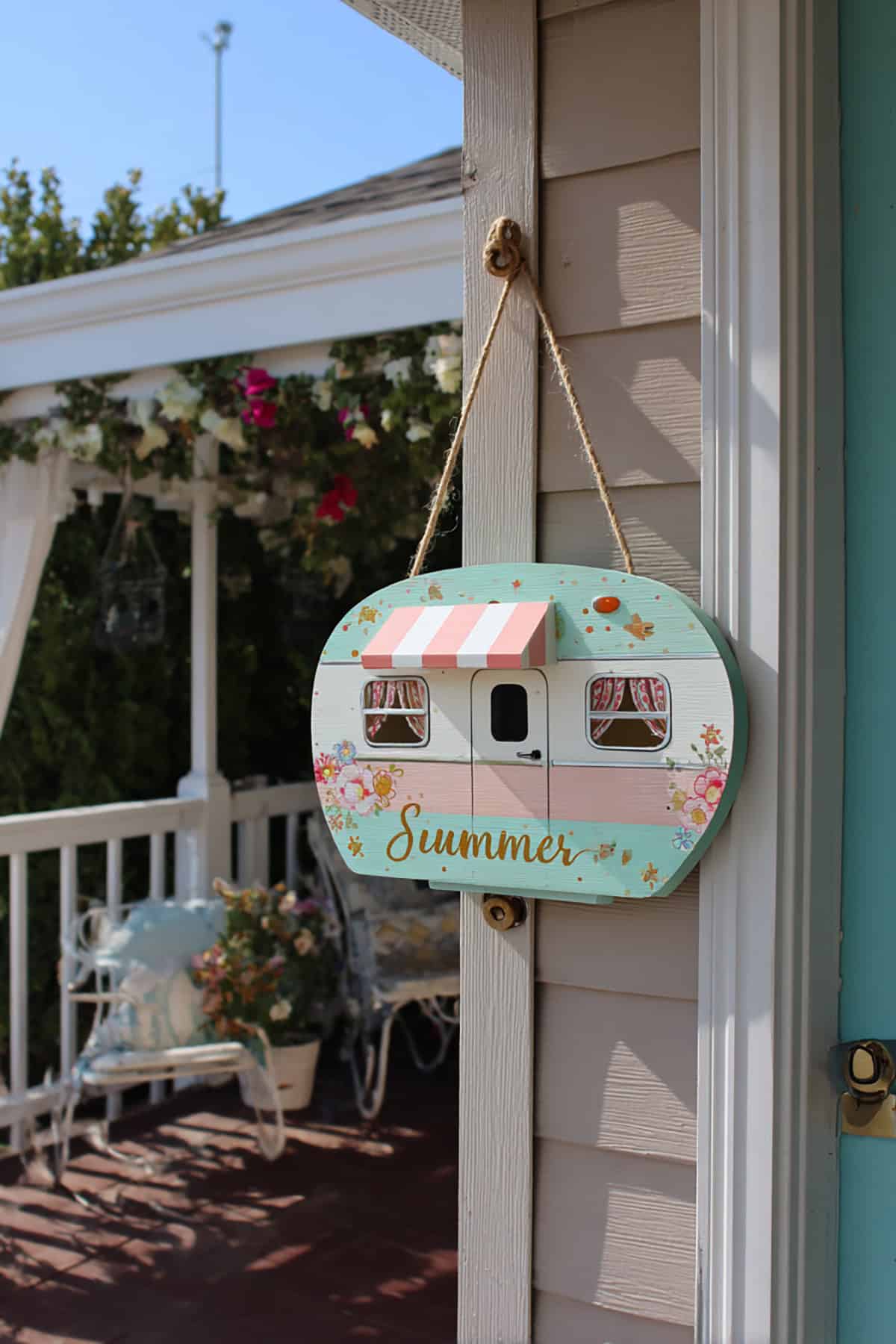 Summer Camper Door Hanger