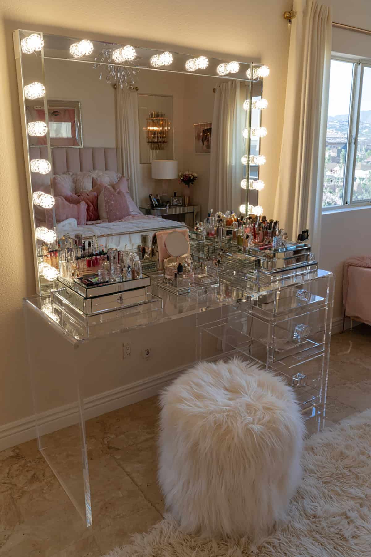 Acrylic Glam Makeup Vanity Station