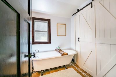 Modern Farmhouse Bathroom Ideas