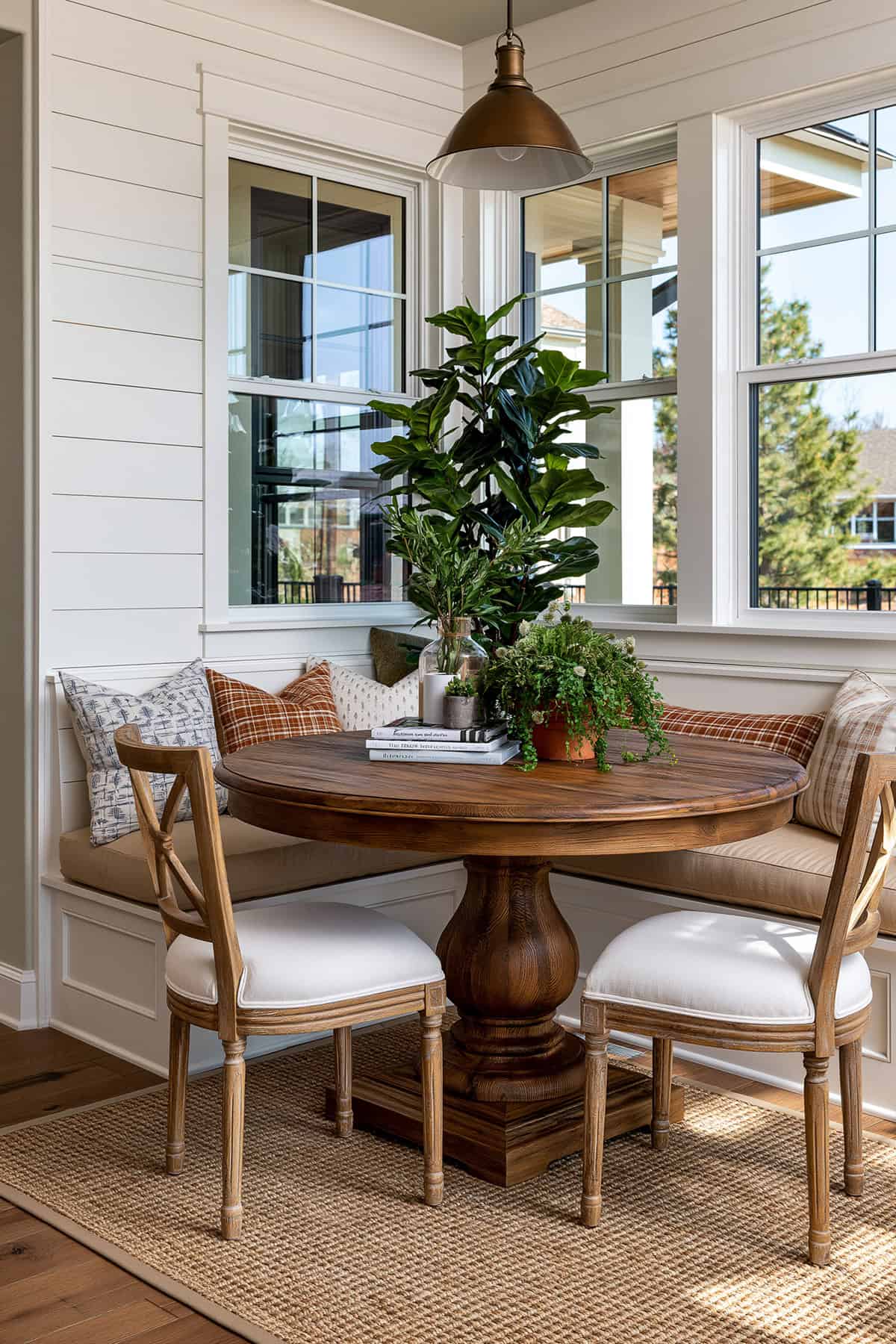 Shiplap Accent Wall In A Breakfast Nook