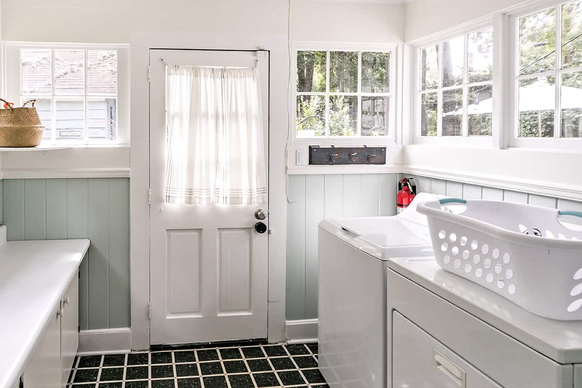 Black Square Tile and White Grout