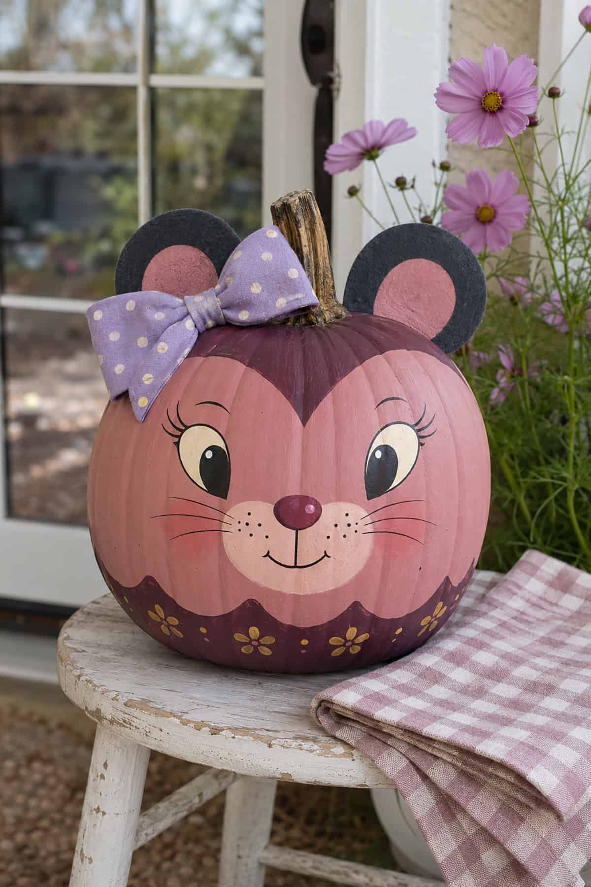 Female Mouse Pumpkin