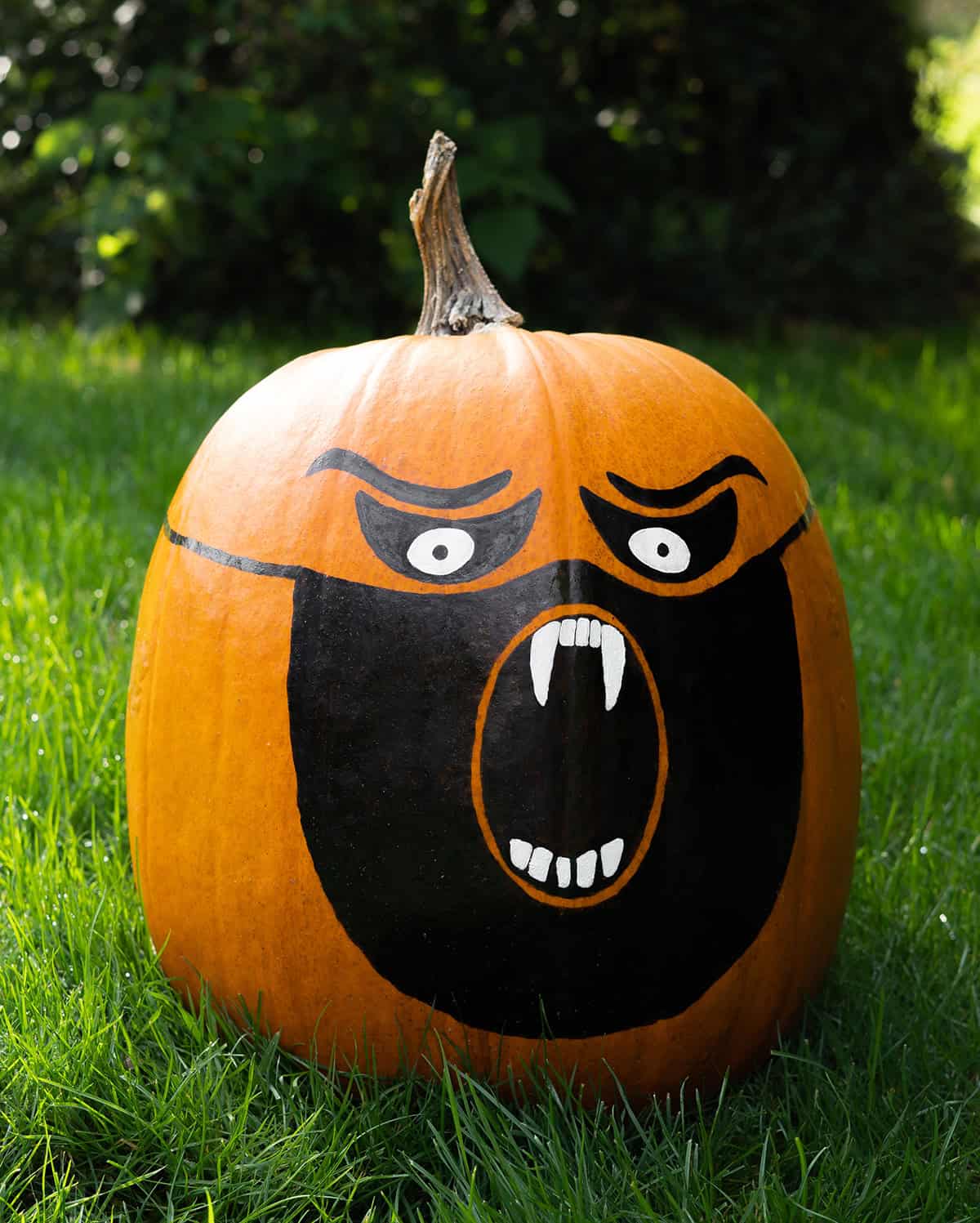 Frightened Fanged Pumpkin Face