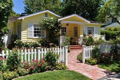 Shutter Colors For a Yellow House