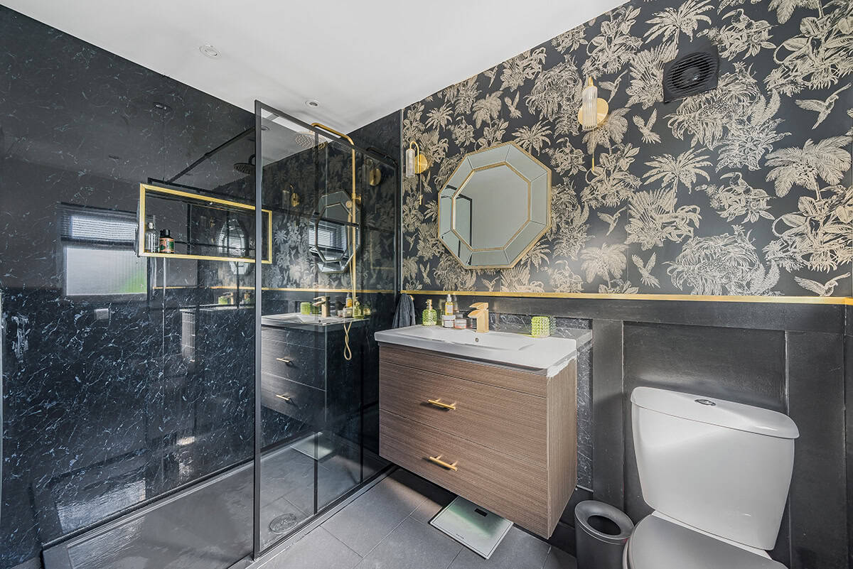 Dramatic Black Botanical Bathroom Wallpaper