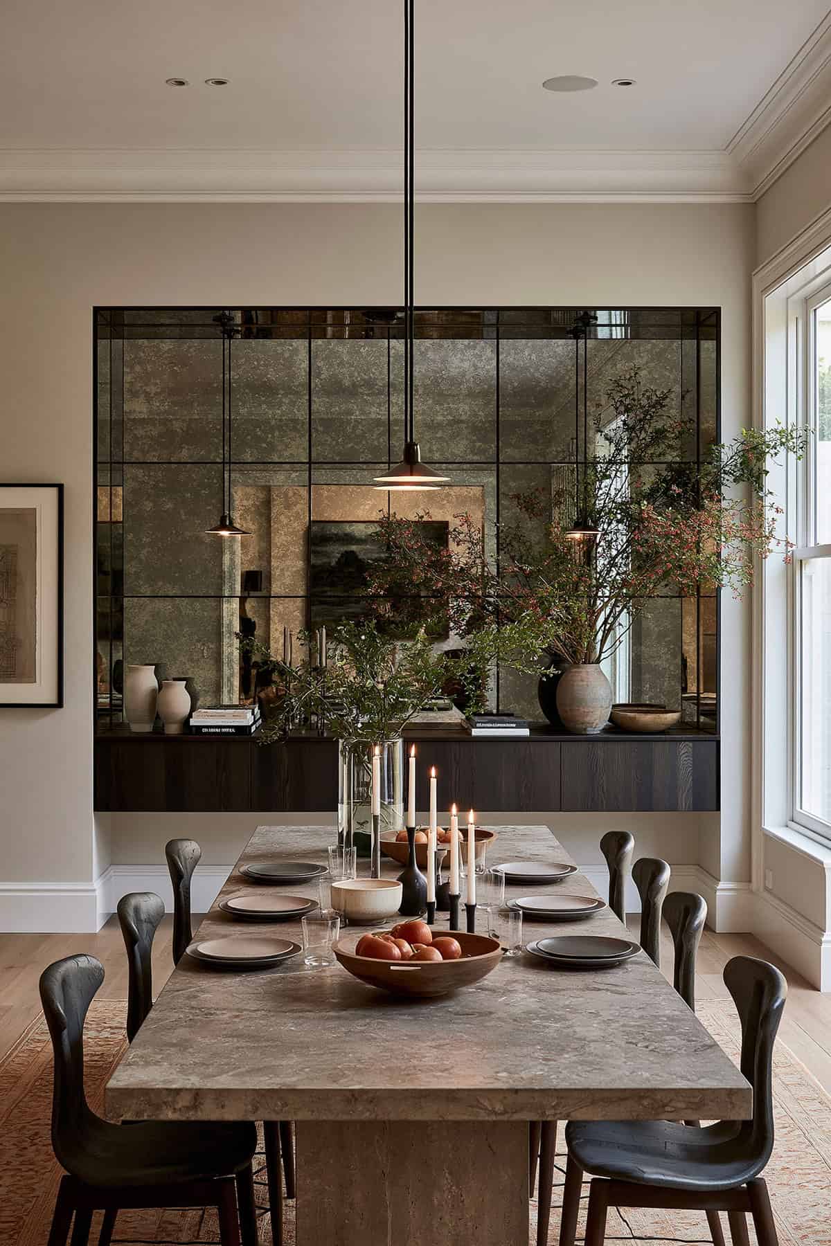 Mirrored Alcove with a Floating Buffet