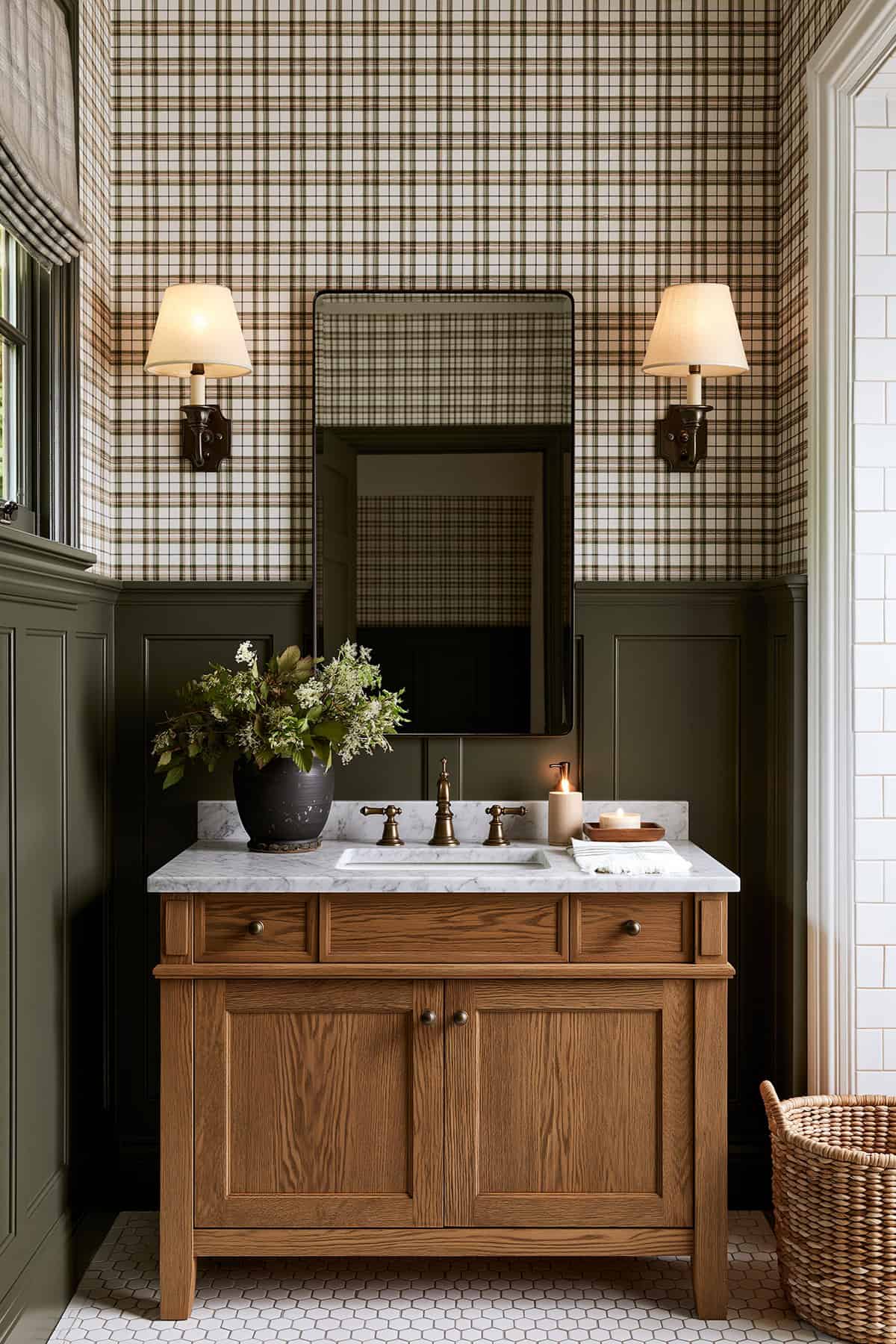 Warm Plaid Bathroom