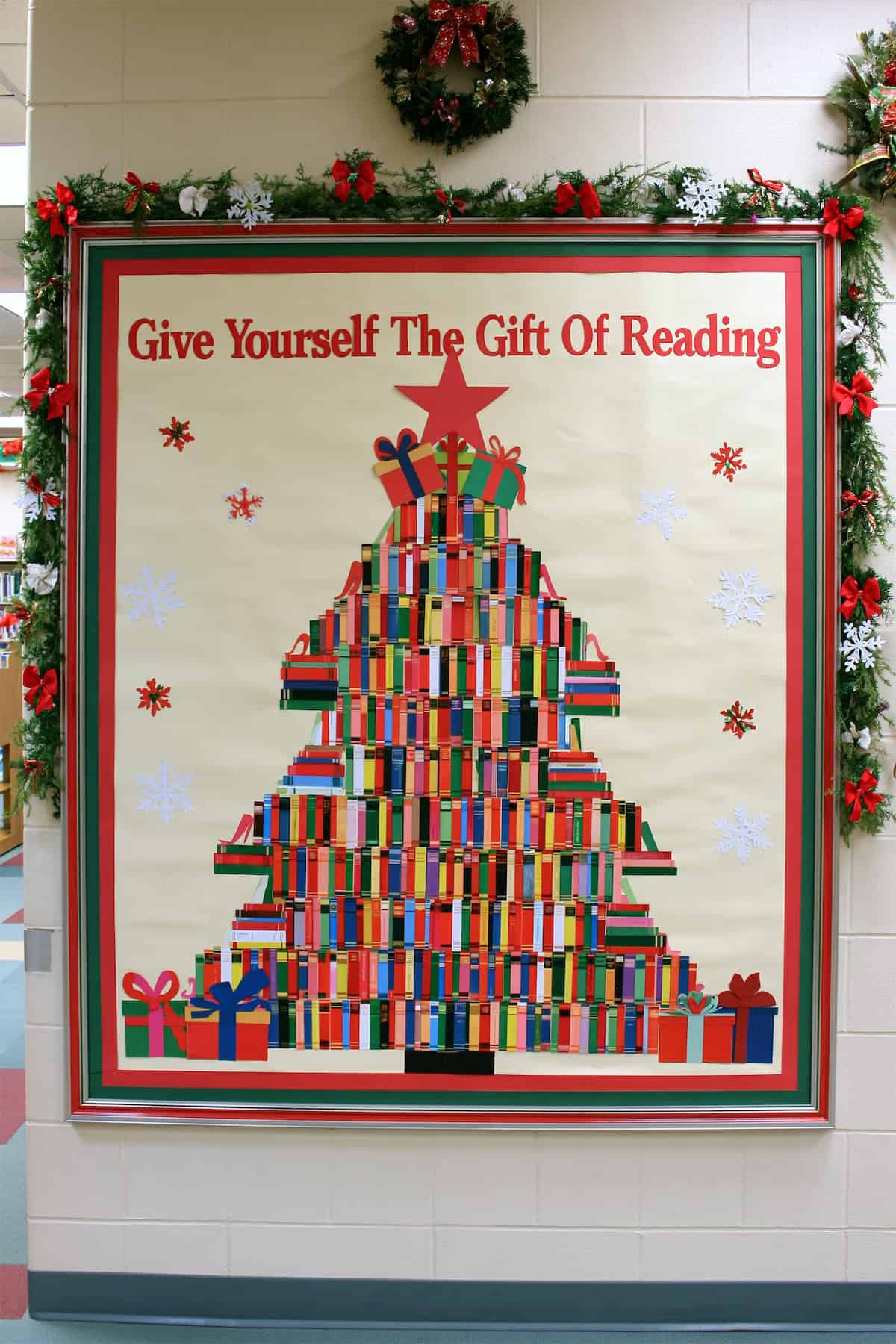 A Book-Tree Christmas Board