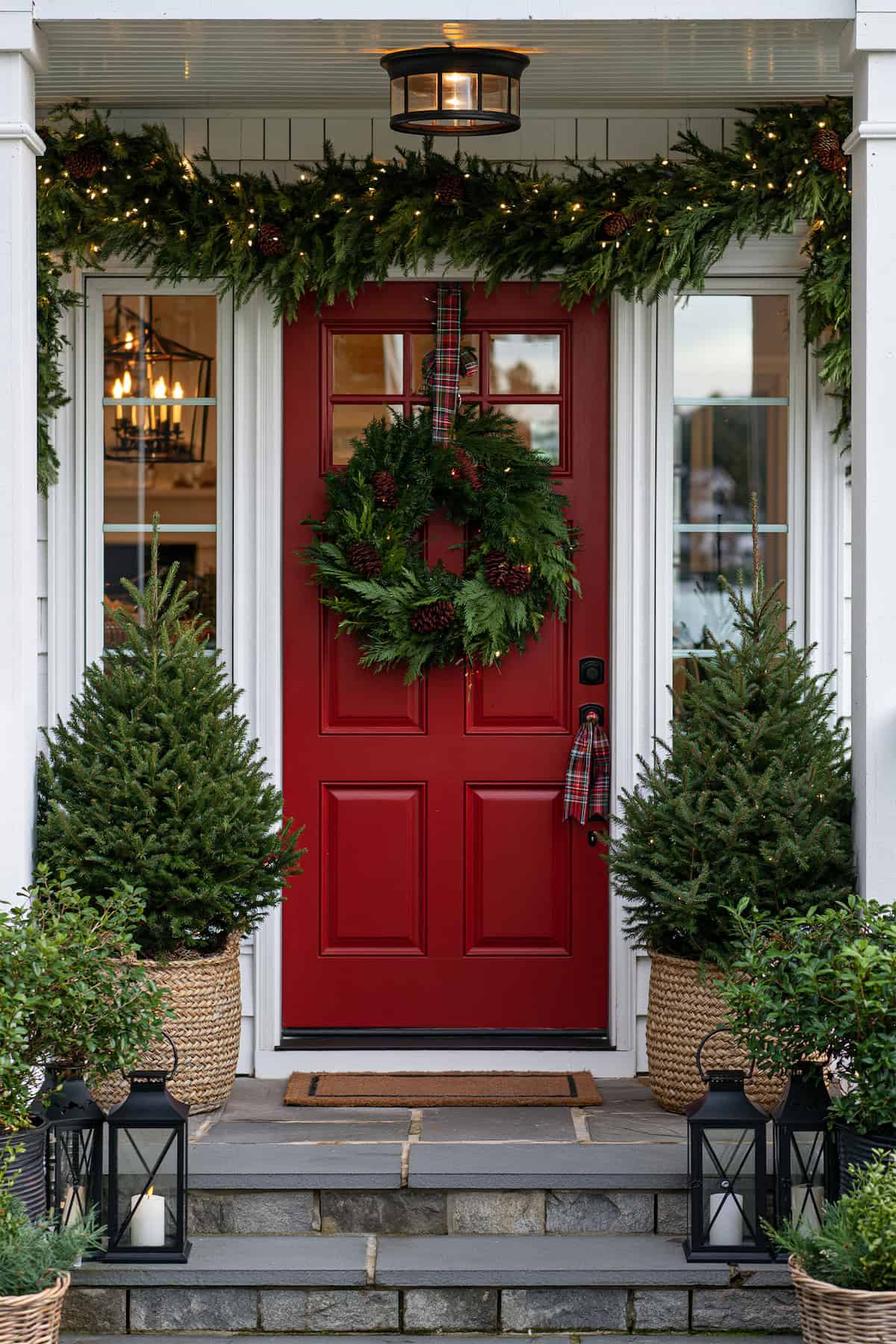Red Door, Fresh Fir Christmas Garland